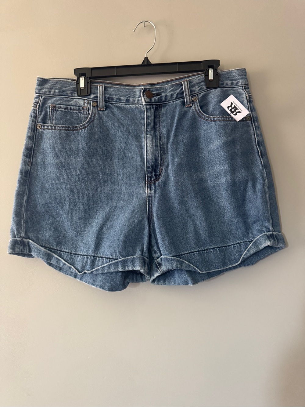 American Eagle | Mom short | 14